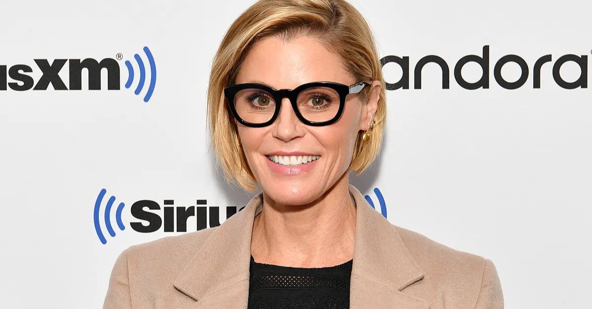 Is Julie Bowen Married?