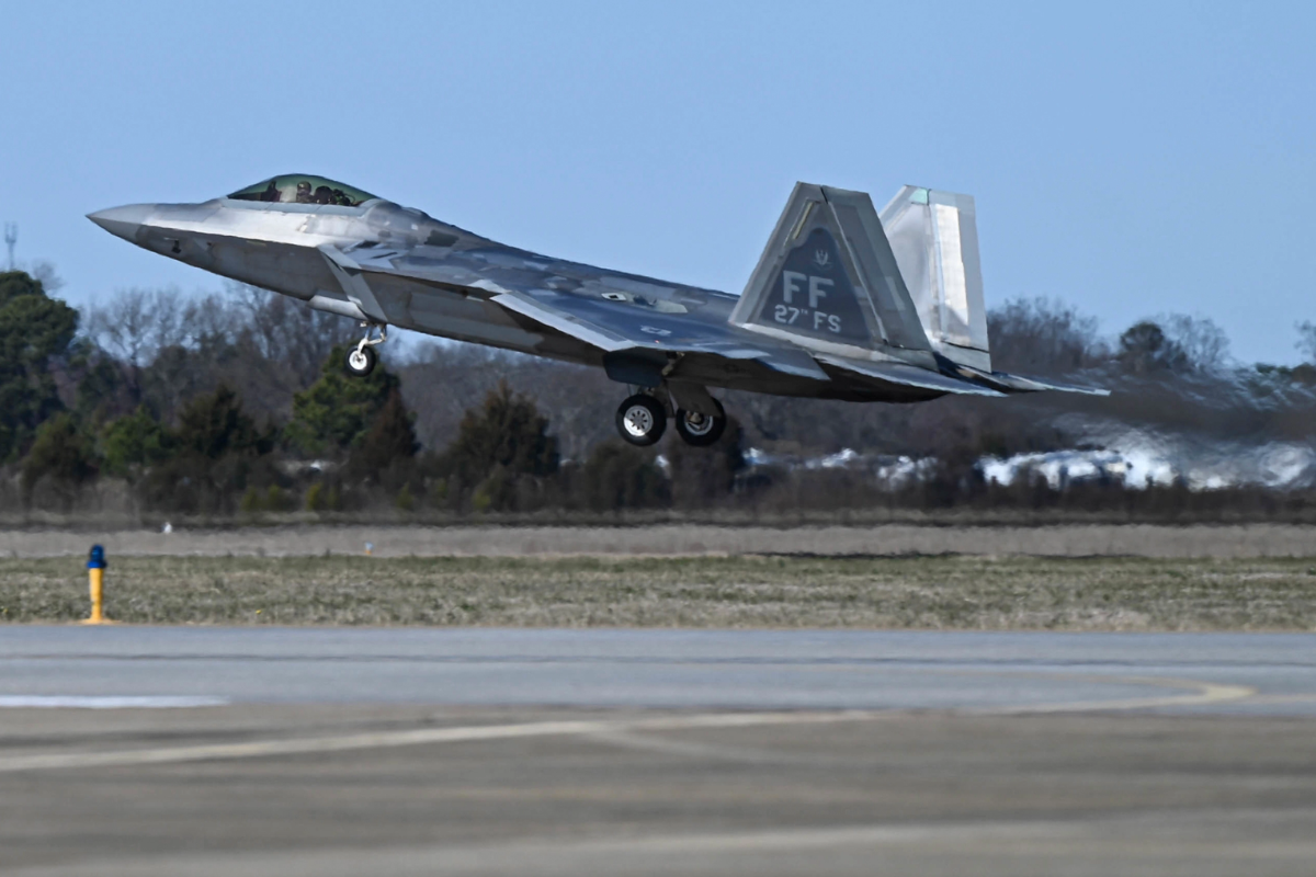 Military Aircraft Sent To South Texas After Feds Detect UFO